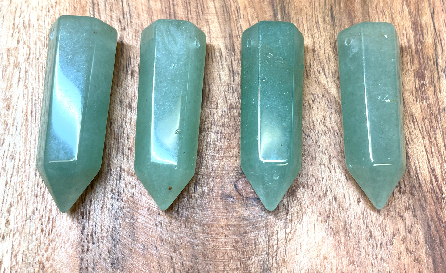 Green Aventurine Point Necklace - Luck & Prosperity